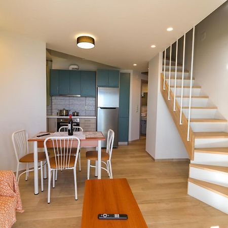 East & West Seaside Apartments Gialtra Екстериор снимка